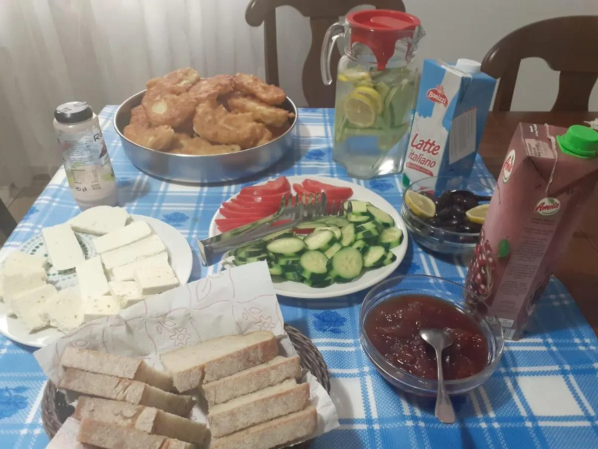 アパート Albanian Traditions Legacy ドゥラス アルバニア